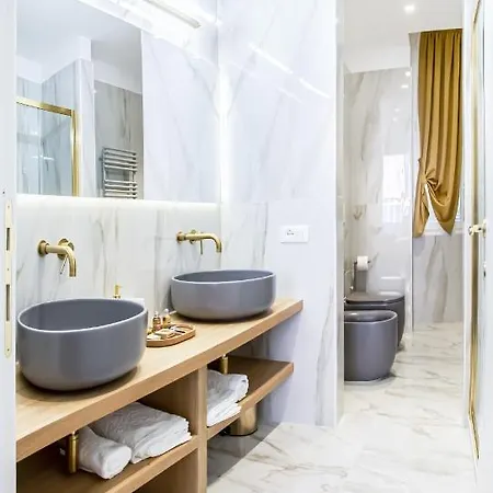 Spanish Luxury Suite *